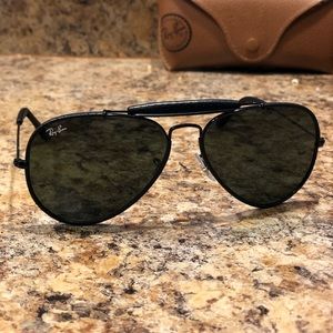 Black RayBan Outdoorsmen Aviators